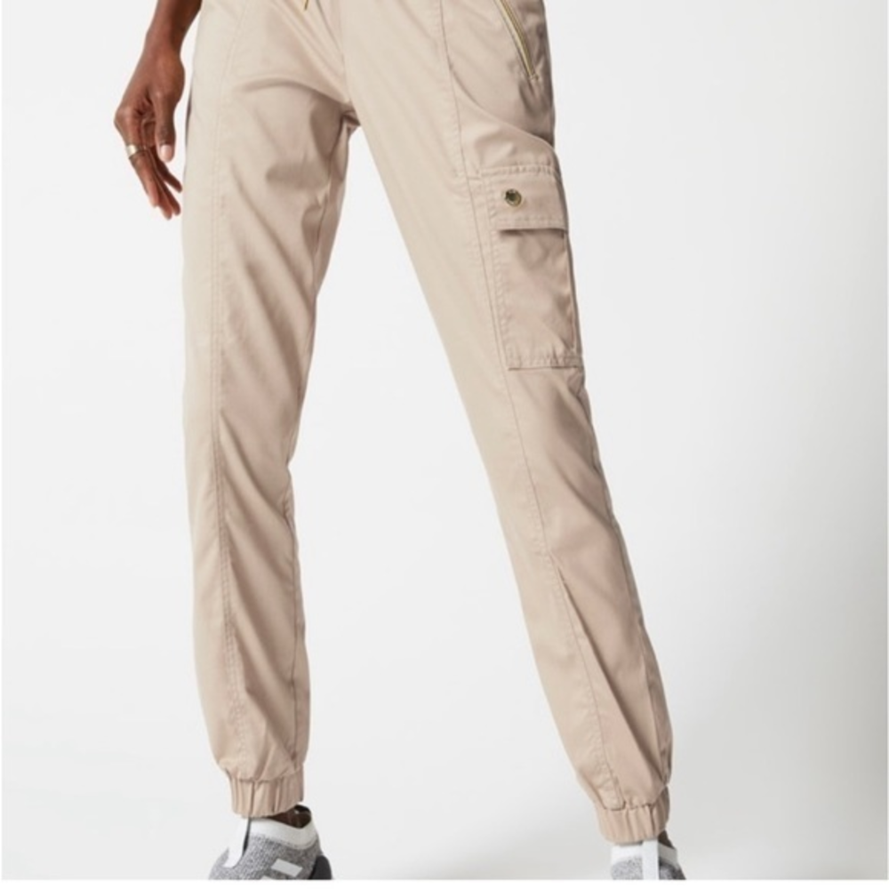 Jaanuu Women's Mesh-Enhanced Jogger Pant Size 1X ivory colors new women’s